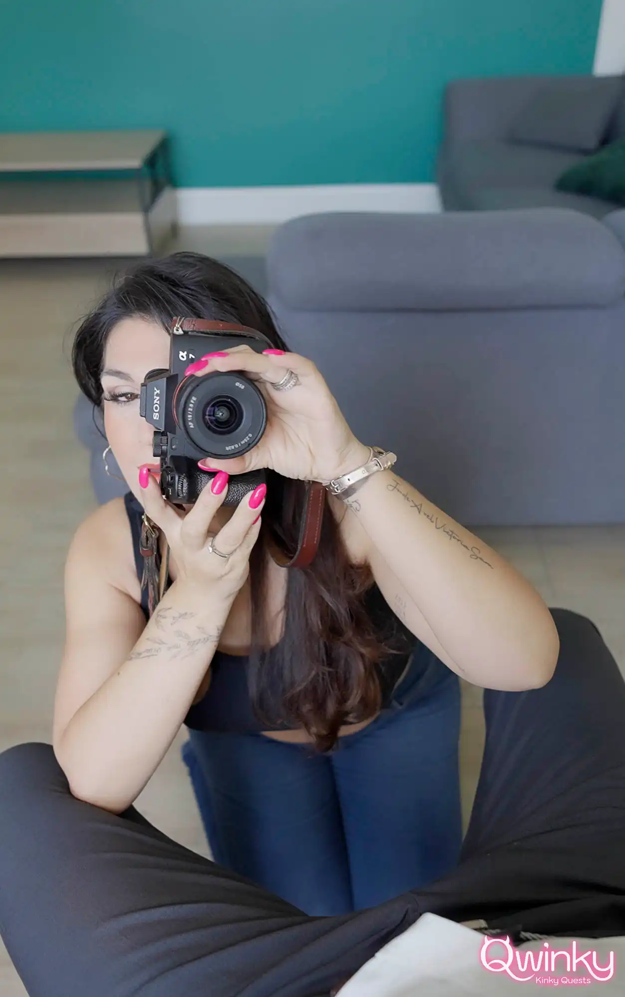 Lola Deluca nude in Real estate photographer – Qwinky – Image 2